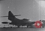 Standbild Landung von Flugzeugen Meer von Japan, 1951, aus Sekunde 30 historischem Filmmaterial Videoclip 65675027973