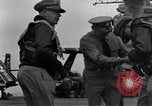 Standbild USA Offiziere Meer von Japan, 1951, aus Sekunde 18 historischem Filmmaterial Videoclip 65675027975