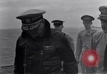 Standbild USA Offiziere Meer von Japan, 1951, aus Sekunde 48 historischem Filmmaterial Videoclip 65675027975