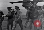 Standbild USA Offiziere Meer von Japan, 1951, aus Sekunde 54 historischem Filmmaterial Videoclip 65675027975