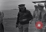 Standbild USA Offiziere Meer von Japan, 1951, aus Sekunde 57 historischem Filmmaterial Videoclip 65675027975