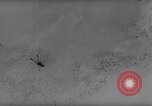 Standbild Marine Recon Einheit Fallschirmspringer California United States USA, 1958, aus Sekunde 29 historischem Filmmaterial Videoclip 65675027978