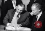 Standbild Eric Johnston Moskau Russland Sowjetunion, 1958, aus Sekunde 20 historischem Filmmaterial Videoclip 65675027983