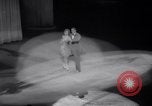 Standbild Eislaufen Meisterschaft Kanada, 1963, aus Sekunde 42 historischem Filmmaterial Videoclip 65675027998