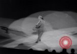 Standbild Eislaufen Meisterschaft Kanada, 1963, aus Sekunde 43 historischem Filmmaterial Videoclip 65675027998