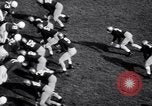 Standbild college Football South Bend Indiana USA, 1949, aus Sekunde 12 historischem Filmmaterial Videoclip 65675028002