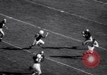 Standbild college Football South Bend Indiana USA, 1949, aus Sekunde 34 historischem Filmmaterial Videoclip 65675028002