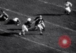 Standbild college Football South Bend Indiana USA, 1949, aus Sekunde 36 historischem Filmmaterial Videoclip 65675028002