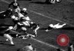 Standbild college Football South Bend Indiana USA, 1949, aus Sekunde 38 historischem Filmmaterial Videoclip 65675028002