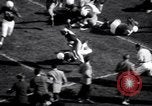 Standbild college Football South Bend Indiana USA, 1949, aus Sekunde 39 historischem Filmmaterial Videoclip 65675028002