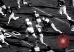 Standbild college Football South Bend Indiana USA, 1949, aus Sekunde 41 historischem Filmmaterial Videoclip 65675028002