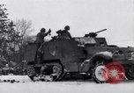 Standbild 10 Armored Infantry Bastogne Belgien, 1945, aus Sekunde 7 historischem Filmmaterial Videoclip 65675028006