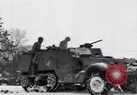 Standbild 10 Armored Infantry Bastogne Belgien, 1945, aus Sekunde 14 historischem Filmmaterial Videoclip 65675028006