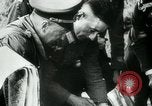 Standbild Deutsche Armee Artillerie feuern Plan Frankreich, 1940, aus Sekunde 6 historischem Filmmaterial Videoclip 65675028016