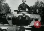 Standbild Deutsche JU-52 trimotor Verkehrsmittel Flugzeug Frankreich, 1940, aus Sekunde 32 historischem Filmmaterial Videoclip 65675028017