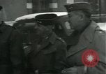 Standbild französischen Generälen Luneville Frankreich, 1945, aus Sekunde 23 historischem Filmmaterial Videoclip 65675028018
