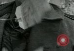 Standbild SS-Totenkopfverbände oder SS-TV deutsche Kriegsgefangene Westfront, 1945, aus Sekunde 50 historischem Filmmaterial Videoclip 65675028021
