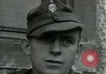 Standbild SS-Totenkopfverbände oder SS-TV deutsche Kriegsgefangene Westfront, 1945, aus Sekunde 58 historischem Filmmaterial Videoclip 65675028021