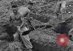 Standbild USA Soldaten Guam, 1944, aus Sekunde 31 historischem Filmmaterial Videoclip 65675028022