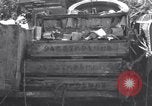 Standbild zerstörten Waffen und Flugzeugen Guam, 1944, aus Sekunde 60 historischem Filmmaterial Videoclip 65675028023