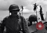 Standbild USA Soldaten Guam, 1944, aus Sekunde 3 historischem Filmmaterial Videoclip 65675028024