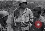 Standbild USA Soldaten Guam, 1944, aus Sekunde 30 historischem Filmmaterial Videoclip 65675028024