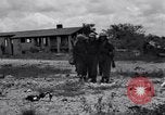 Standbild USA Soldaten Guam, 1944, aus Sekunde 45 historischem Filmmaterial Videoclip 65675028025