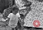Standbild erfassten Einheimischen Guam, 1944, aus Sekunde 56 historischem Filmmaterial Videoclip 65675028026
