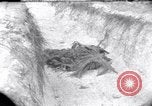 Standbild Wracks von Panzern Marshall Inseln, 1944, aus Sekunde 3 historischem Filmmaterial Videoclip 65675028033
