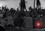 Standbild Wracks von Panzern Marshall Inseln, 1944, aus Sekunde 17 historischem Filmmaterial Videoclip 65675028033