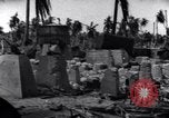 Standbild Wracks von Panzern Marshall Inseln, 1944, aus Sekunde 20 historischem Filmmaterial Videoclip 65675028033