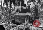 Standbild Wracks von Panzern Marshall Inseln, 1944, aus Sekunde 51 historischem Filmmaterial Videoclip 65675028033