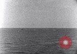 Standbild japanischen Gefangenen Marshall Inseln, 1944, aus Sekunde 12 historischem Filmmaterial Videoclip 65675028034