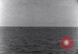 Standbild japanischen Gefangenen Marshall Inseln, 1944, aus Sekunde 14 historischem Filmmaterial Videoclip 65675028034