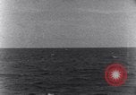 Standbild japanischen Gefangenen Marshall Inseln, 1944, aus Sekunde 17 historischem Filmmaterial Videoclip 65675028034