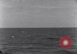 Standbild japanischen Gefangenen Marshall Inseln, 1944, aus Sekunde 27 historischem Filmmaterial Videoclip 65675028034