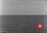 Standbild japanischen Gefangenen Marshall Inseln, 1944, aus Sekunde 30 historischem Filmmaterial Videoclip 65675028034
