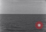 Standbild japanischen Gefangenen Marshall Inseln, 1944, aus Sekunde 33 historischem Filmmaterial Videoclip 65675028034
