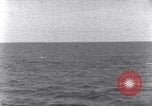 Standbild japanischen Gefangenen Marshall Inseln, 1944, aus Sekunde 46 historischem Filmmaterial Videoclip 65675028034