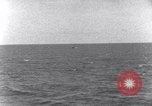 Standbild japanischen Gefangenen Marshall Inseln, 1944, aus Sekunde 50 historischem Filmmaterial Videoclip 65675028034