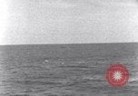 Standbild japanischen Gefangenen Marshall Inseln, 1944, aus Sekunde 56 historischem Filmmaterial Videoclip 65675028034