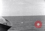 Standbild japanischen Gefangenen Marshall Inseln, 1944, aus Sekunde 59 historischem Filmmaterial Videoclip 65675028034