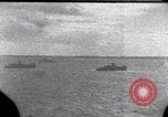Standbild Schiffe auf See Majuro Marshall Inseln, 1944, aus Sekunde 4 historischem Filmmaterial Videoclip 65675028035