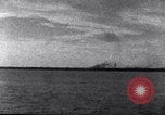 Standbild Schiffe auf See Majuro Marshall Inseln, 1944, aus Sekunde 10 historischem Filmmaterial Videoclip 65675028035