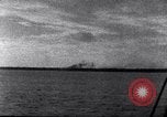 Standbild Schiffe auf See Majuro Marshall Inseln, 1944, aus Sekunde 11 historischem Filmmaterial Videoclip 65675028035
