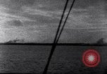 Standbild Schiffe auf See Majuro Marshall Inseln, 1944, aus Sekunde 14 historischem Filmmaterial Videoclip 65675028035