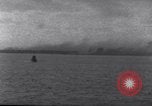 Standbild Schiffe auf See Majuro Marshall Inseln, 1944, aus Sekunde 34 historischem Filmmaterial Videoclip 65675028035