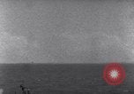 Standbild US-Kriegsschiffe der Pazifikflotte verankert während Zweiten Weltkrieg Majuro Marshall Inseln, 1944, aus Sekunde 41 historischem Filmmaterial Videoclip 65675028037