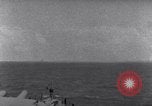 Standbild US-Kriegsschiffe der Pazifikflotte verankert während Zweiten Weltkrieg Majuro Marshall Inseln, 1944, aus Sekunde 52 historischem Filmmaterial Videoclip 65675028037
