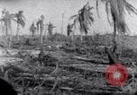 Standbild Wrack auf der Insel Marshall Inseln, 1944, aus Sekunde 6 historischem Filmmaterial Videoclip 65675028039